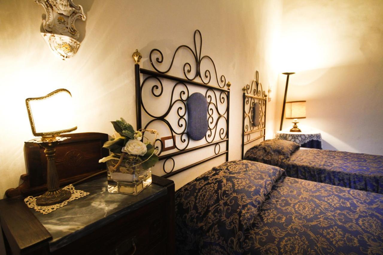 Antica Residenza Cicogna Bed and Breakfast Σιένα Εξωτερικό φωτογραφία