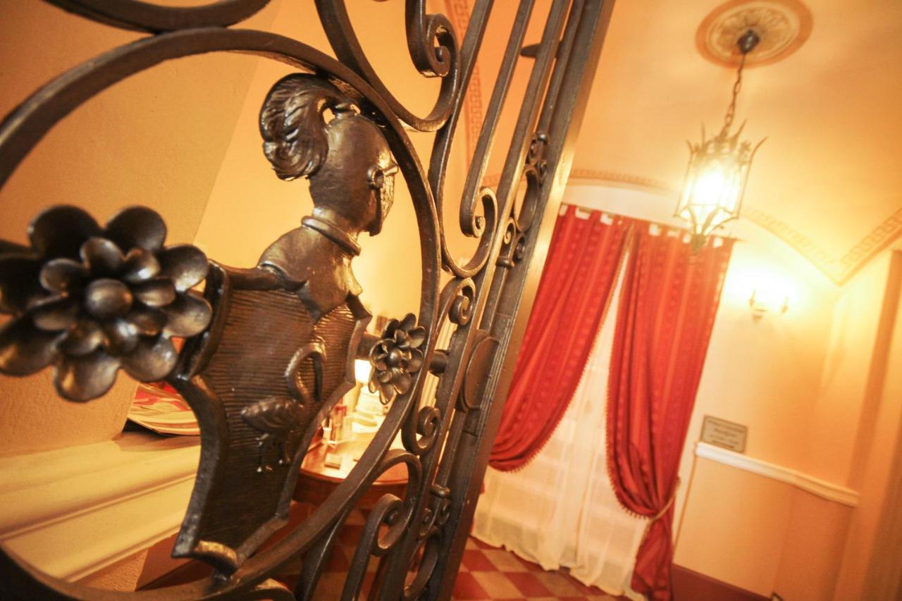 Antica Residenza Cicogna Bed and Breakfast Σιένα Εξωτερικό φωτογραφία